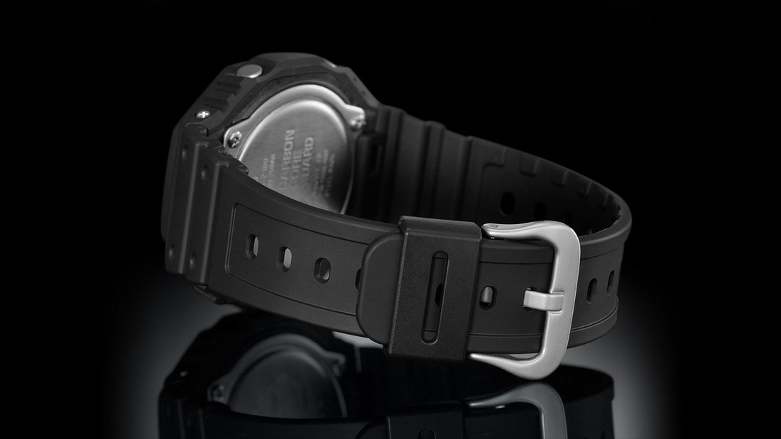 Casio G-Shock Carbon Core Guard GA-2100-1AER